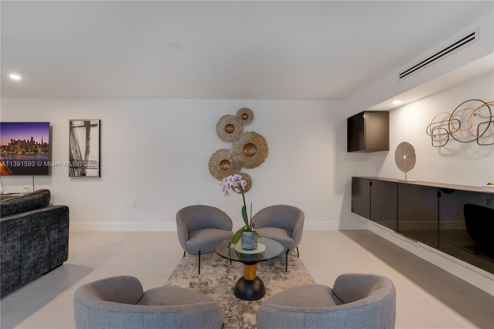 OAKRIDGE ESTATES SEC 2 - Residential