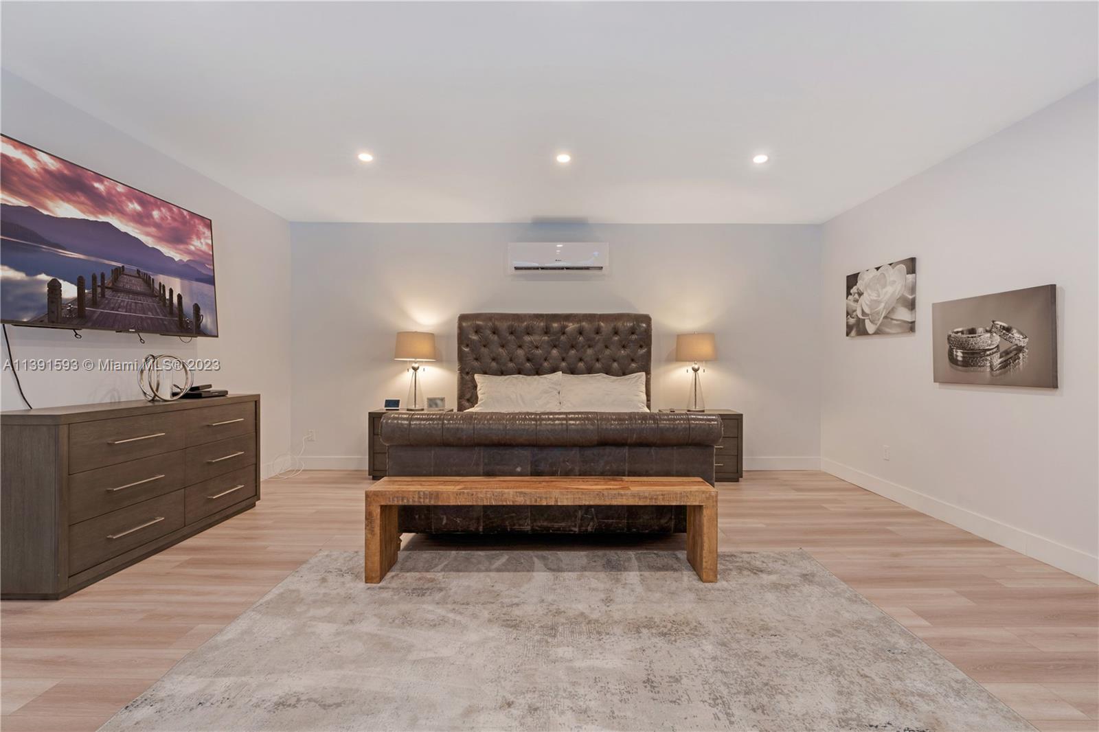 OAKRIDGE ESTATES SEC 2 - Residential