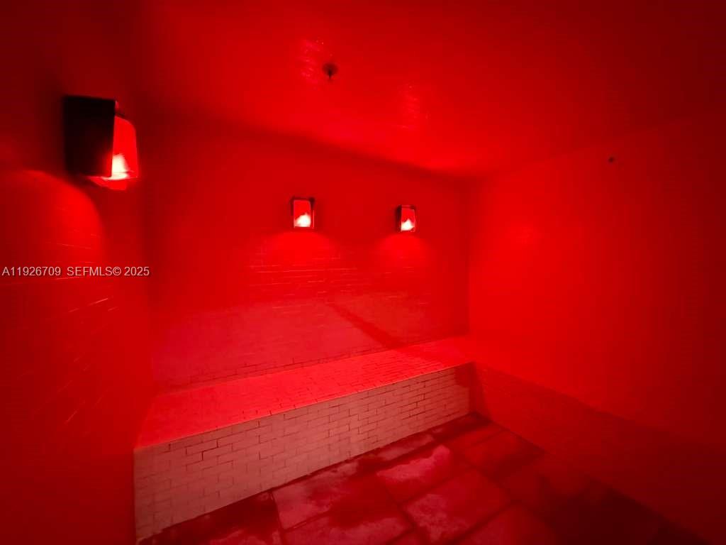 BEACH CLUB CONDO - Residential Lease