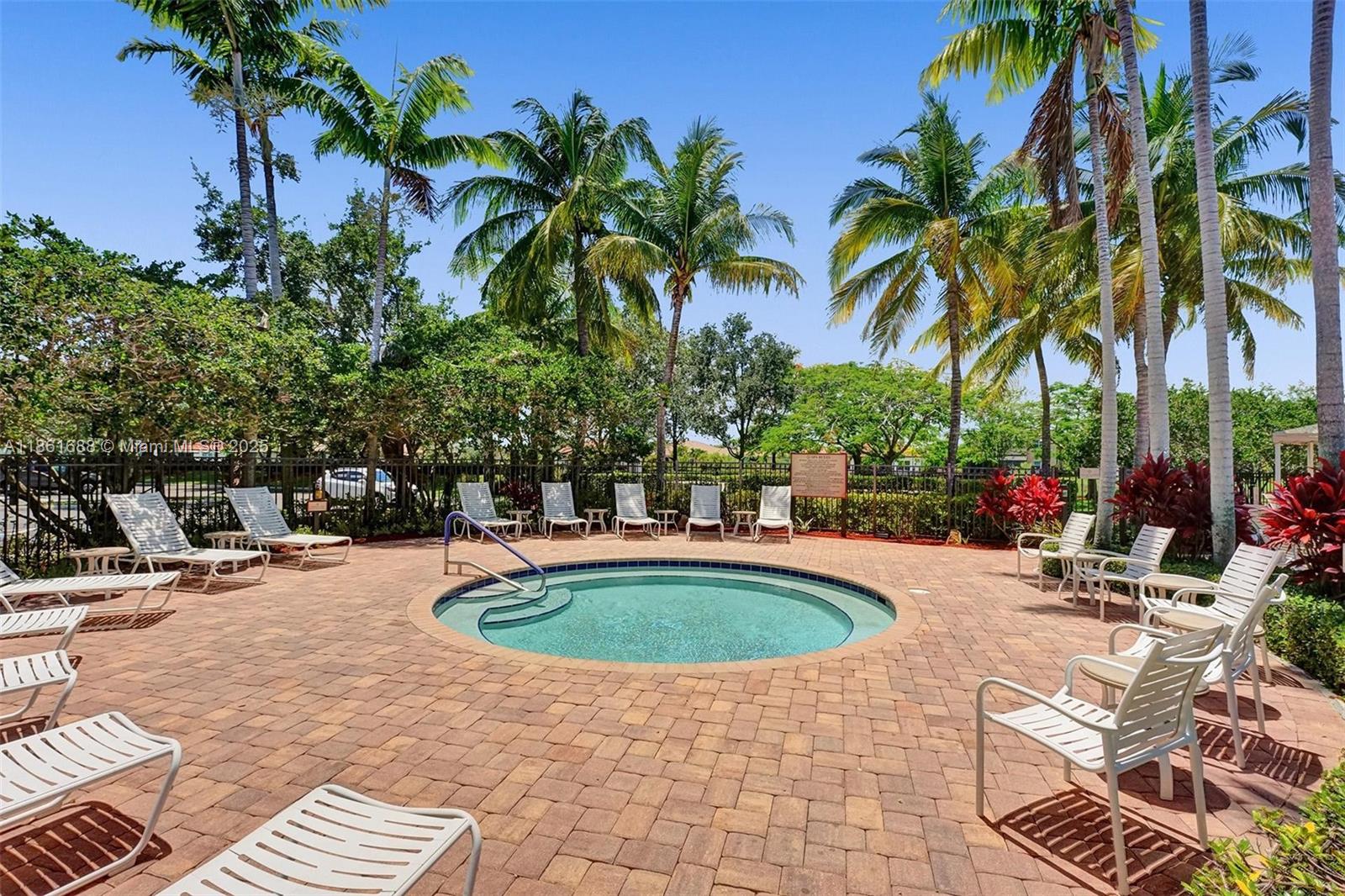 PORTOSOL - Residential