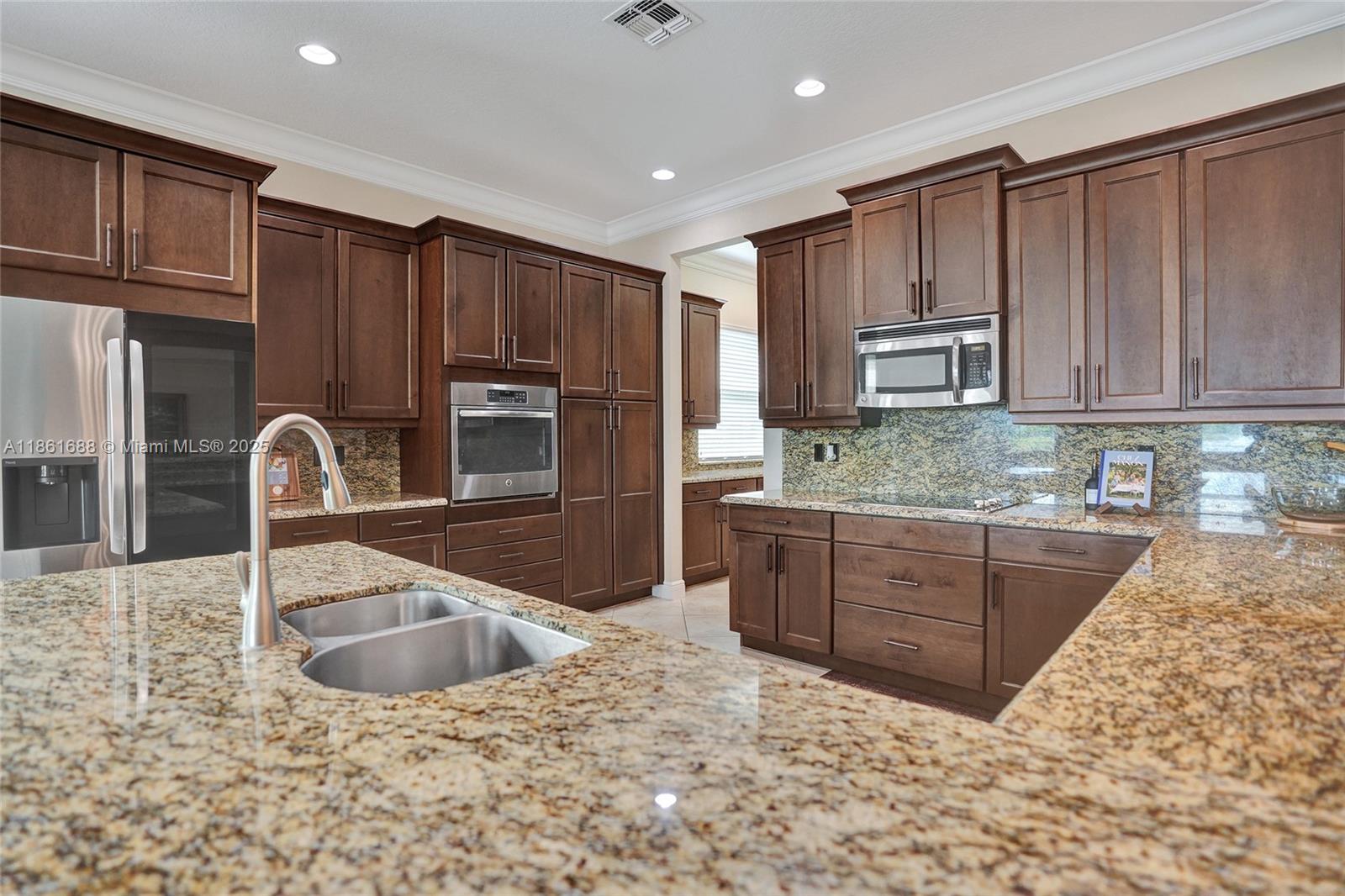 PORTOSOL - Residential