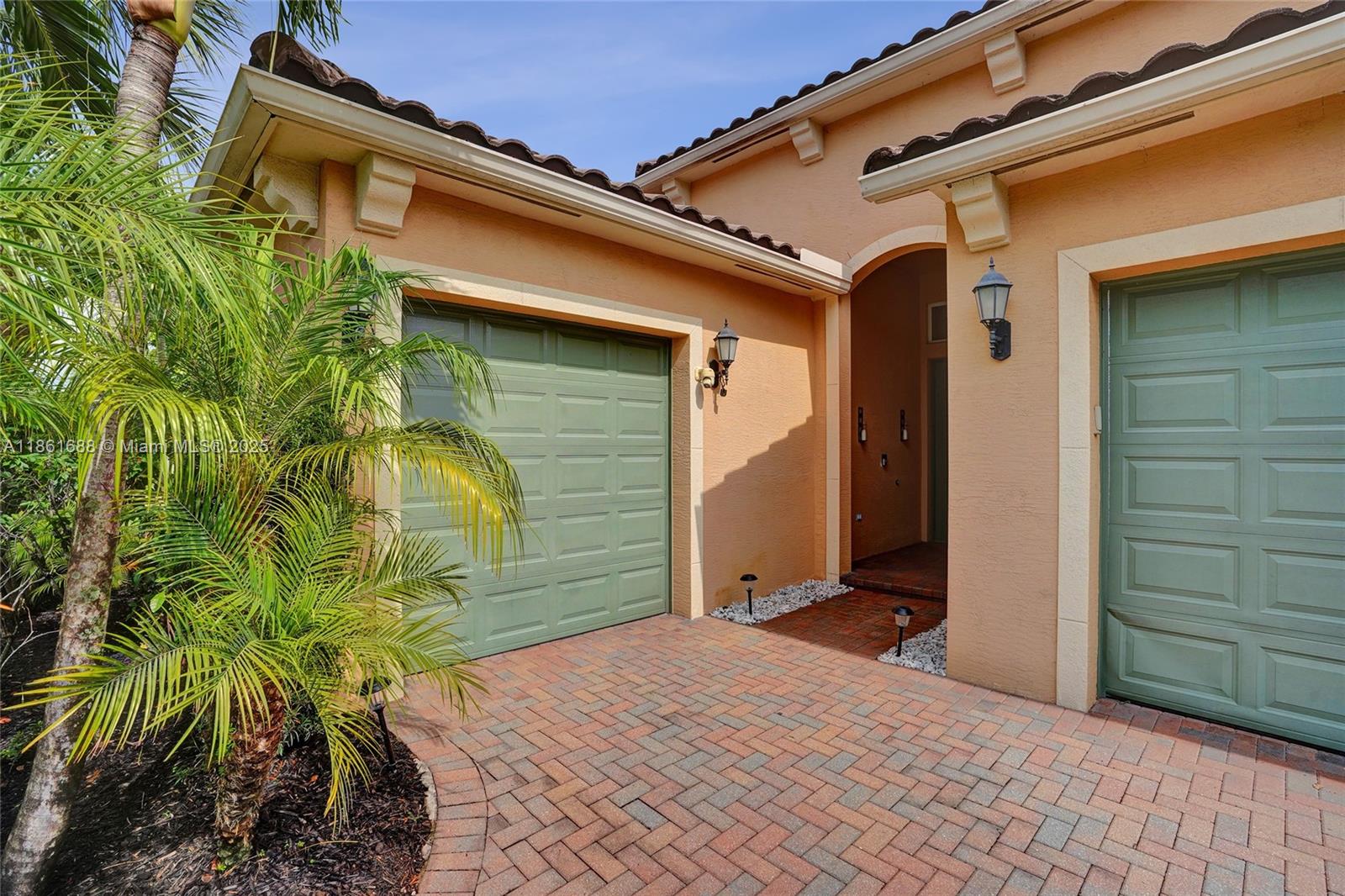 2954 Bellarosa Cir