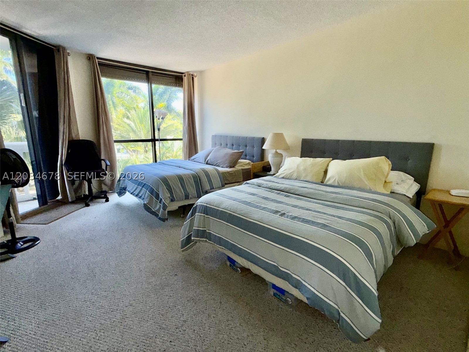 2000 Island Blvd 308