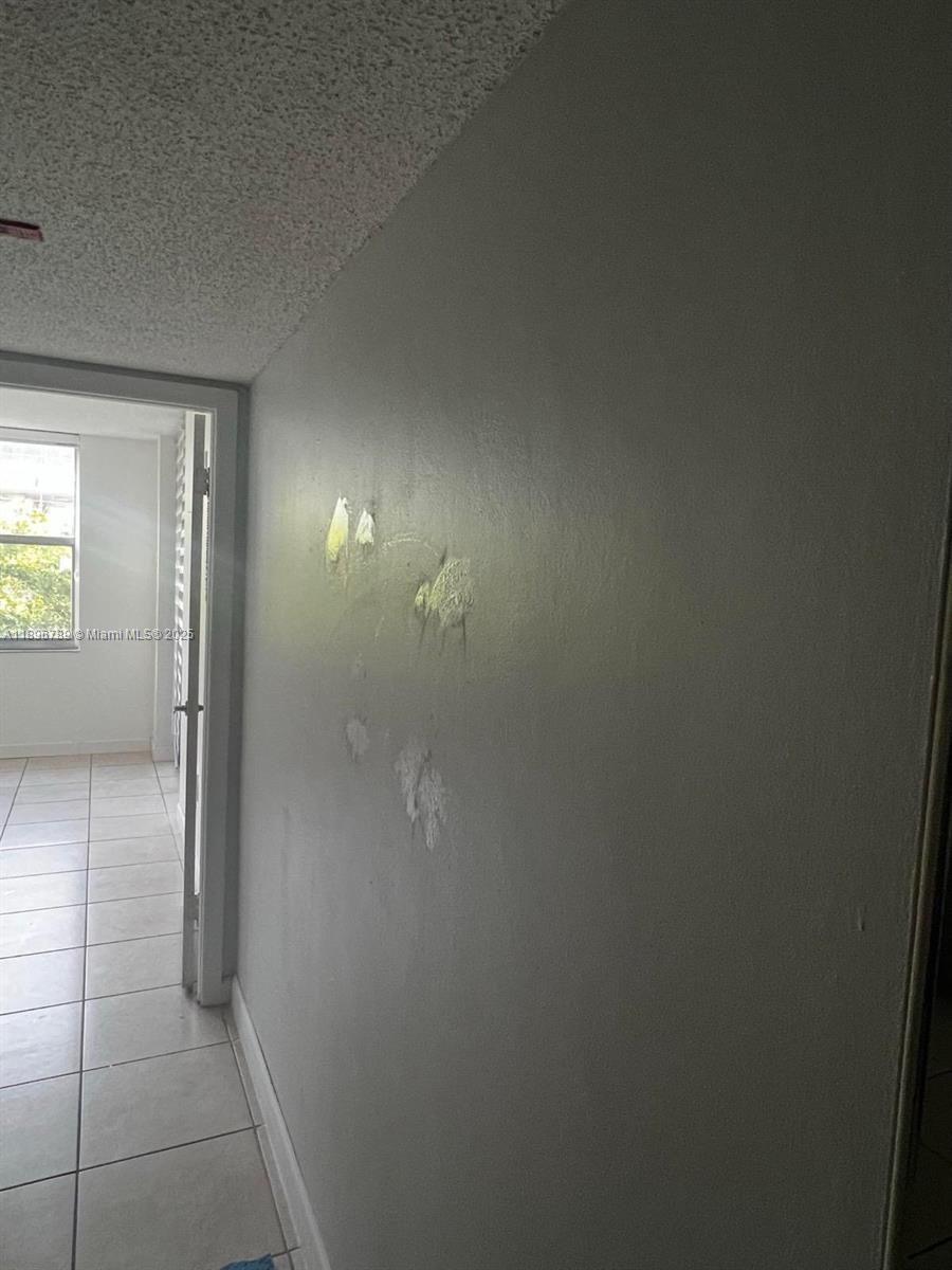 View photos, virtual tours, details... 17890 W Dixie Hwy 421 Hwy 421
