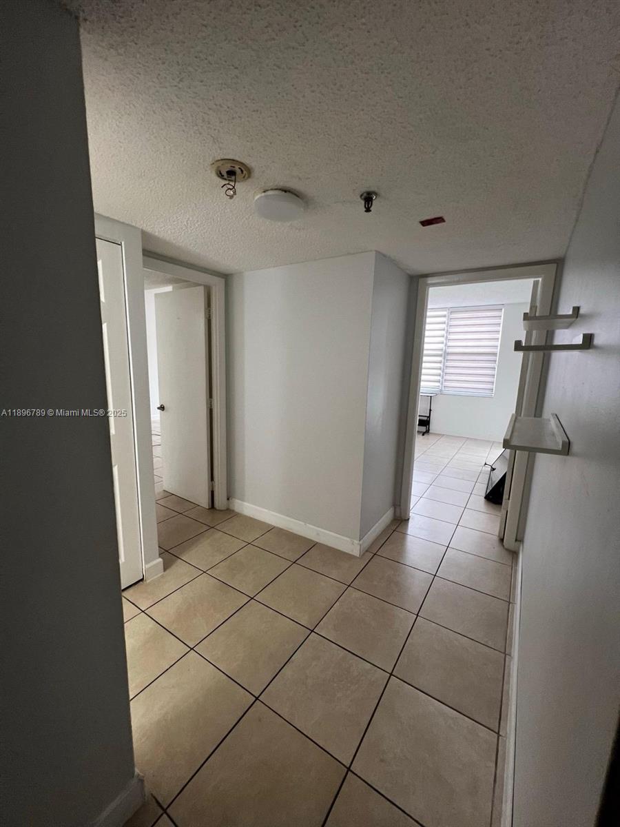 GREYNOLDS PARK CLUB CONDO - Residential