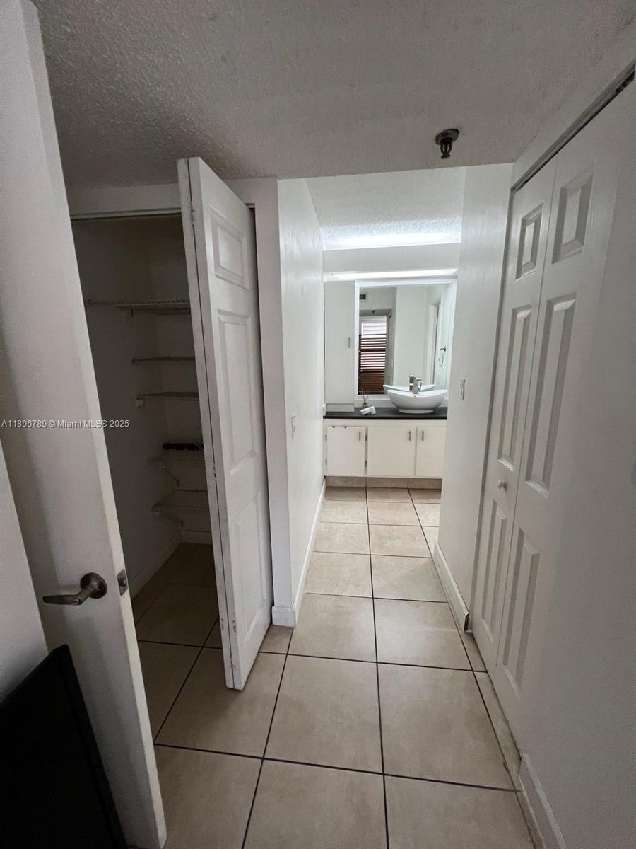 View photos, virtual tours, details... 17890 W Dixie Hwy 421 Hwy 421