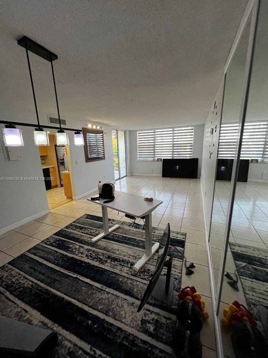 GREYNOLDS PARK CLUB CONDO - Residential