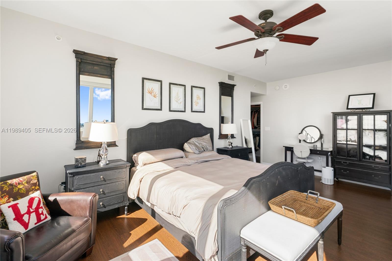 VIZCAYNE NORTH CONDO - Residential Lease