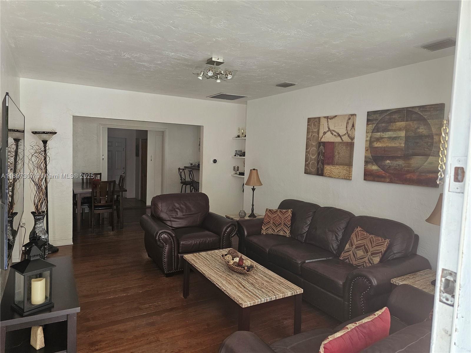 TAMIAMI PINES - Residential