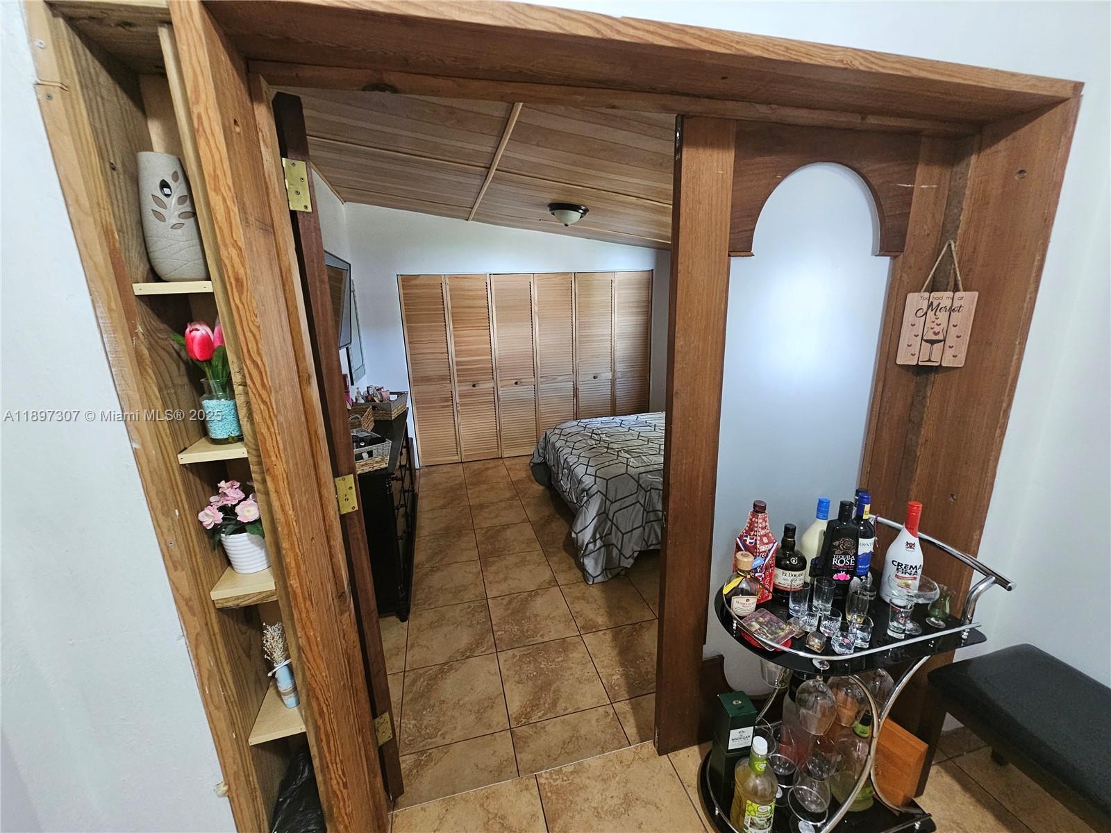 TAMIAMI PINES - Residential