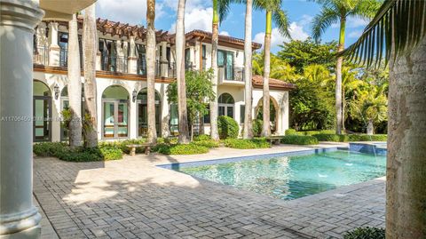 A home in Pinecrest