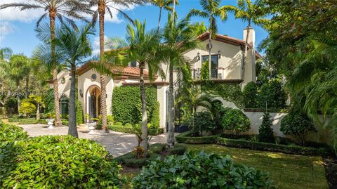 A home in Pinecrest