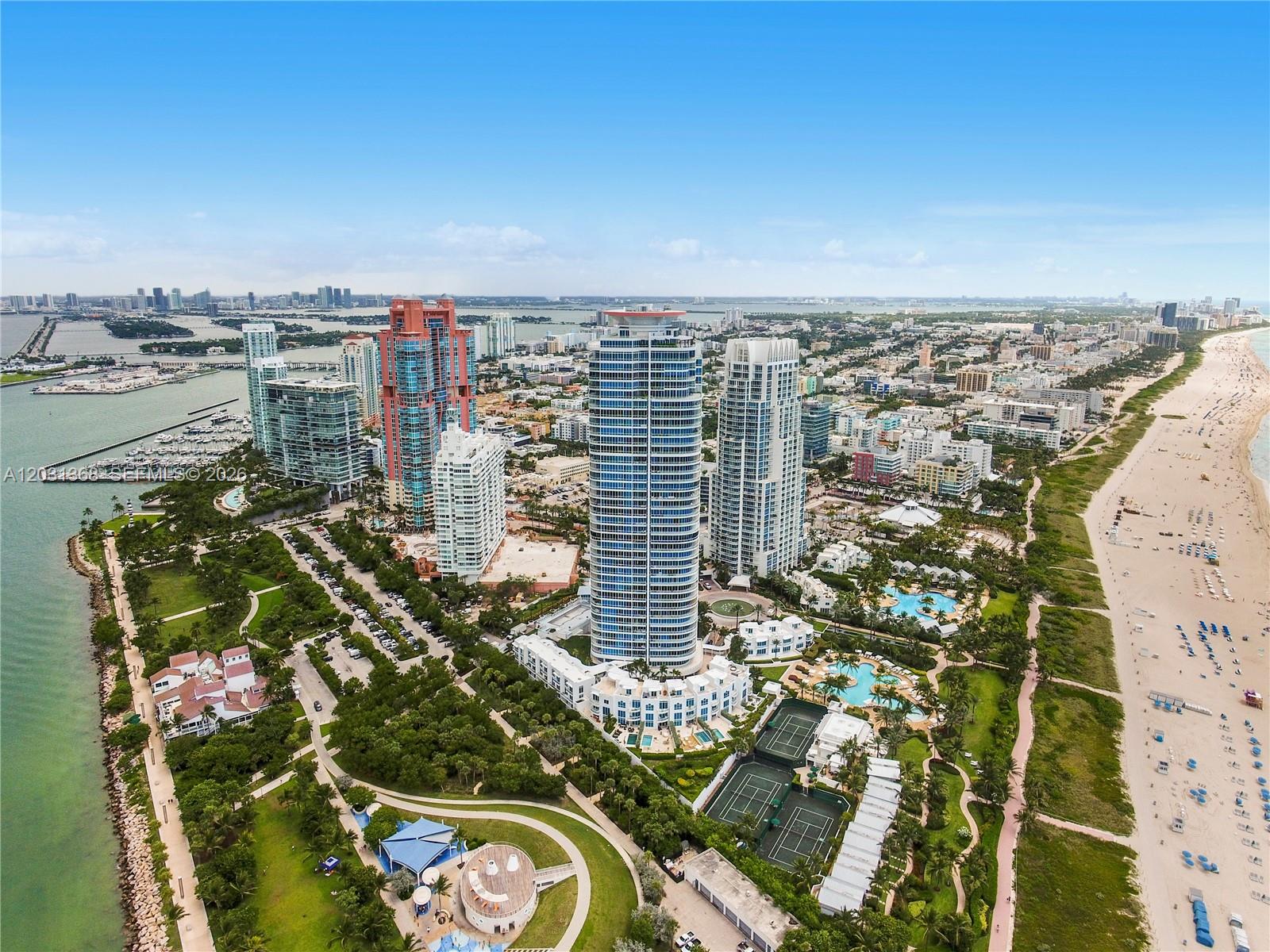 100 S Pointe Dr 2806