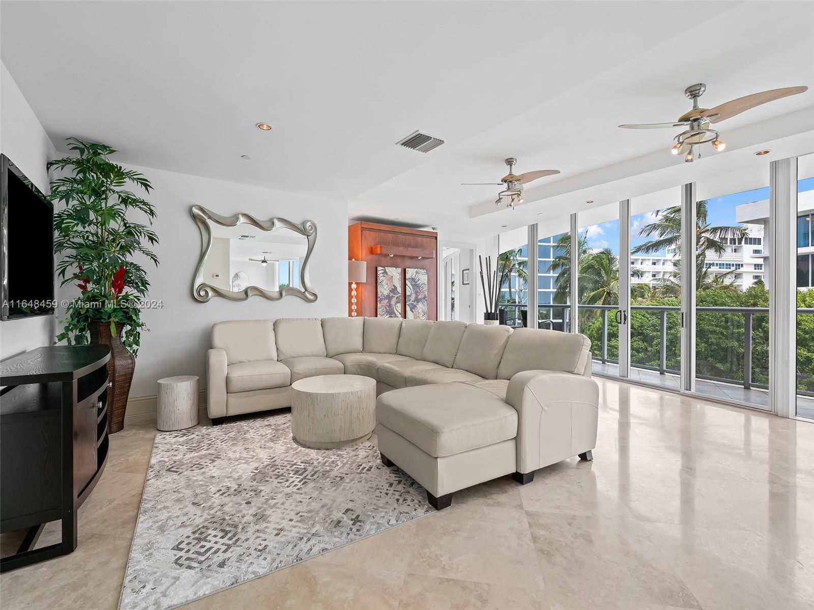 COCONUT GROVE RESIDENCES - Residential