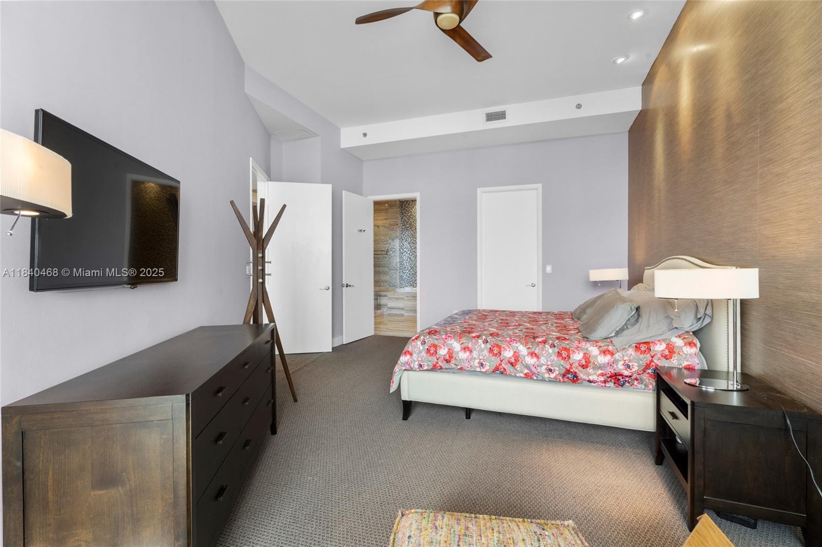 TDR TOWER I CONDO - Residential Lease