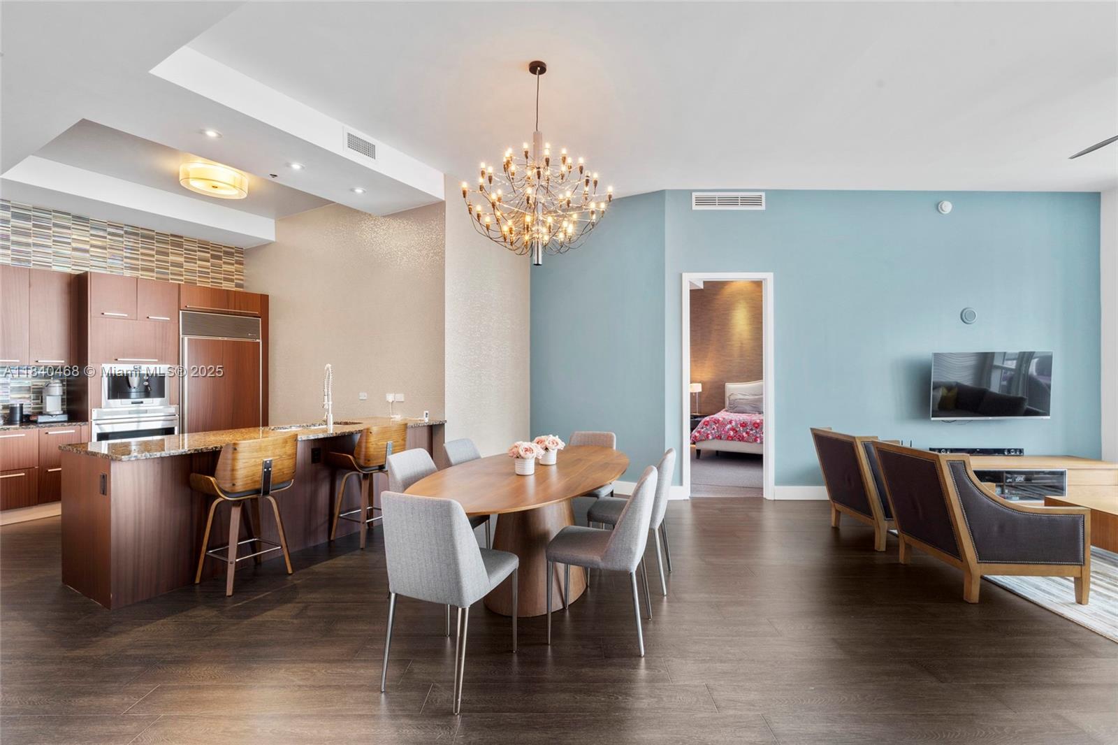 TDR TOWER I CONDO - Residential Lease