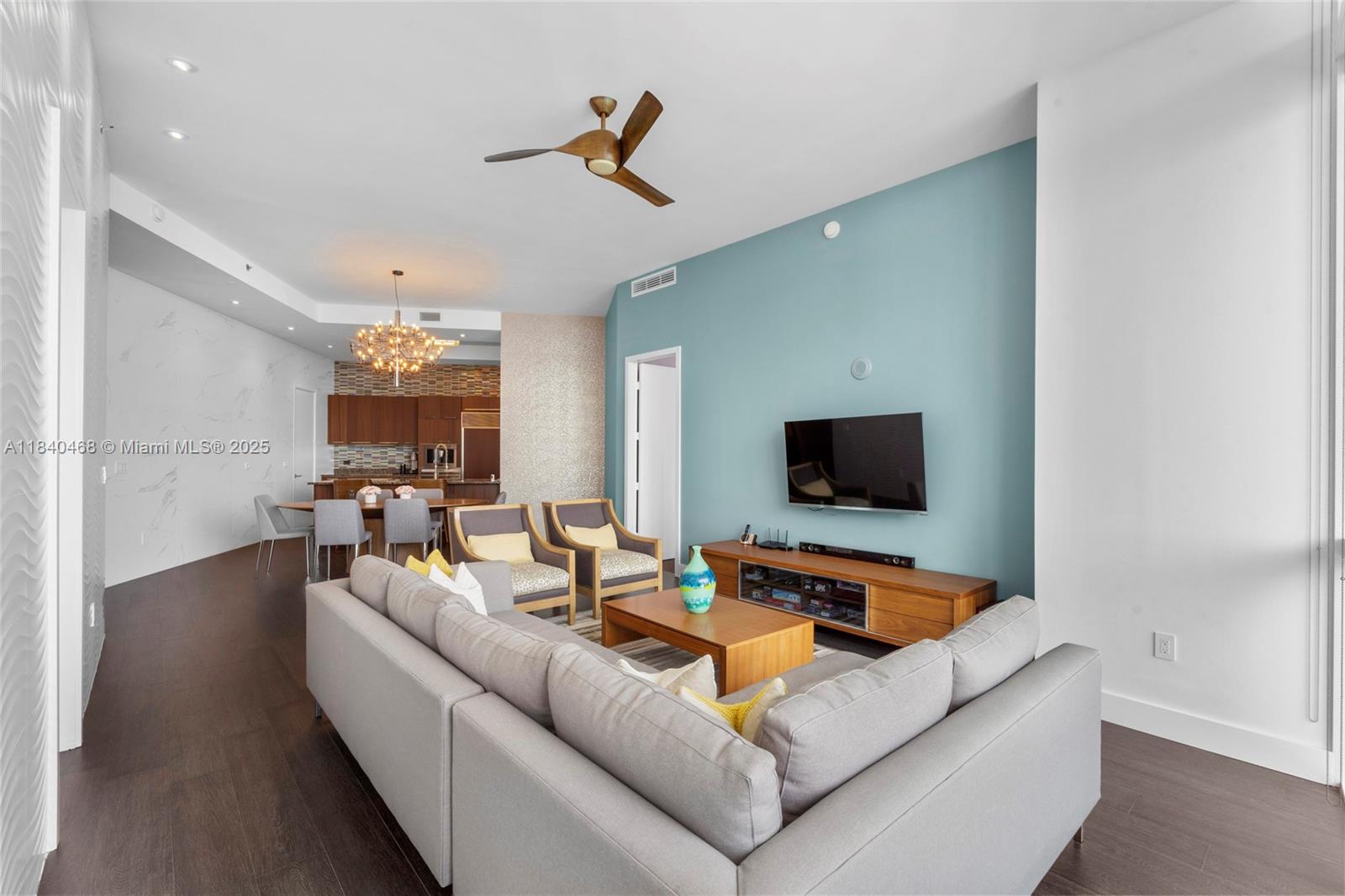 TDR TOWER I CONDO - Residential Lease