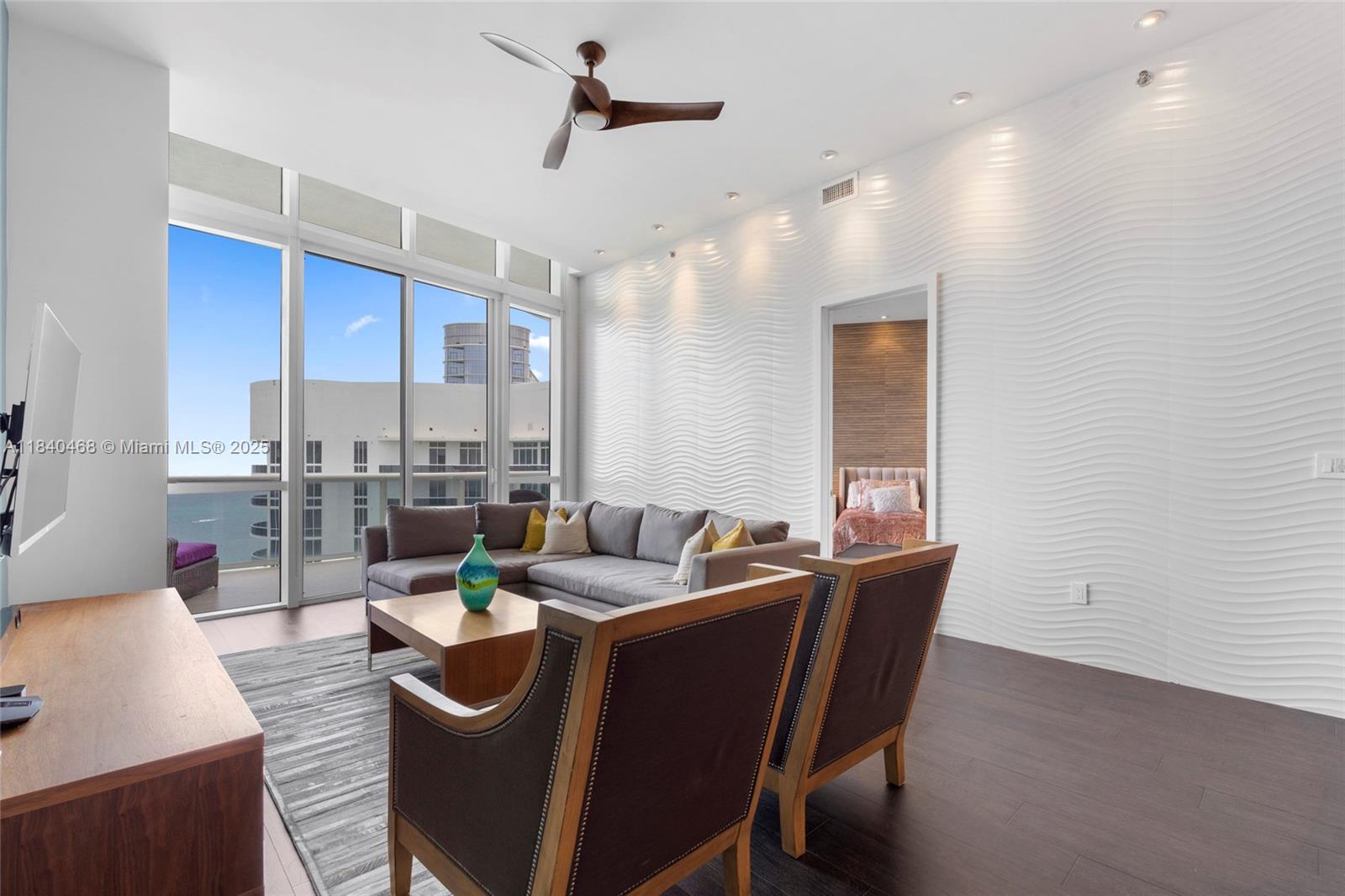 TDR TOWER I CONDO - Residential Lease