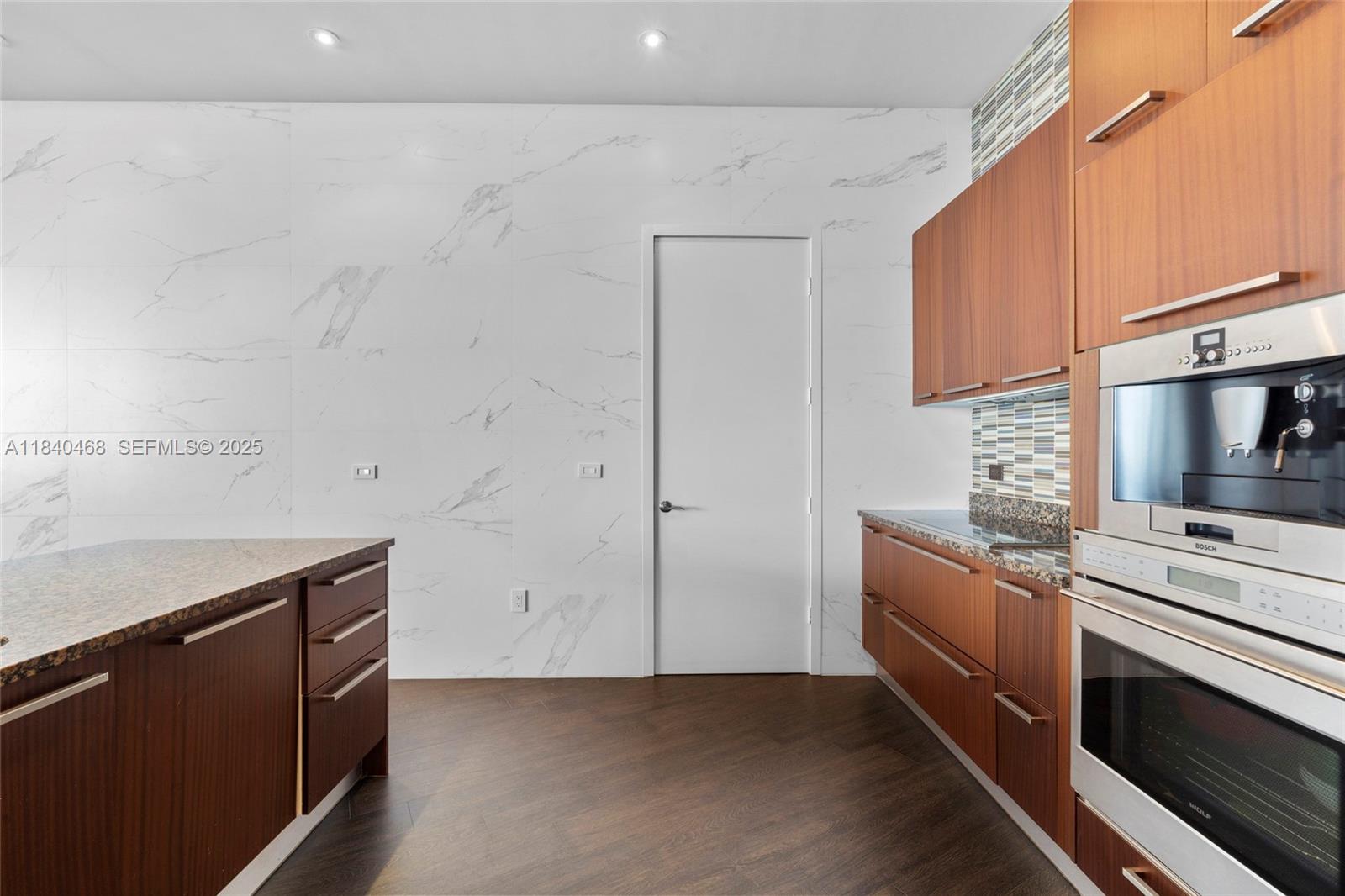 16001 Collins Ave PH4307