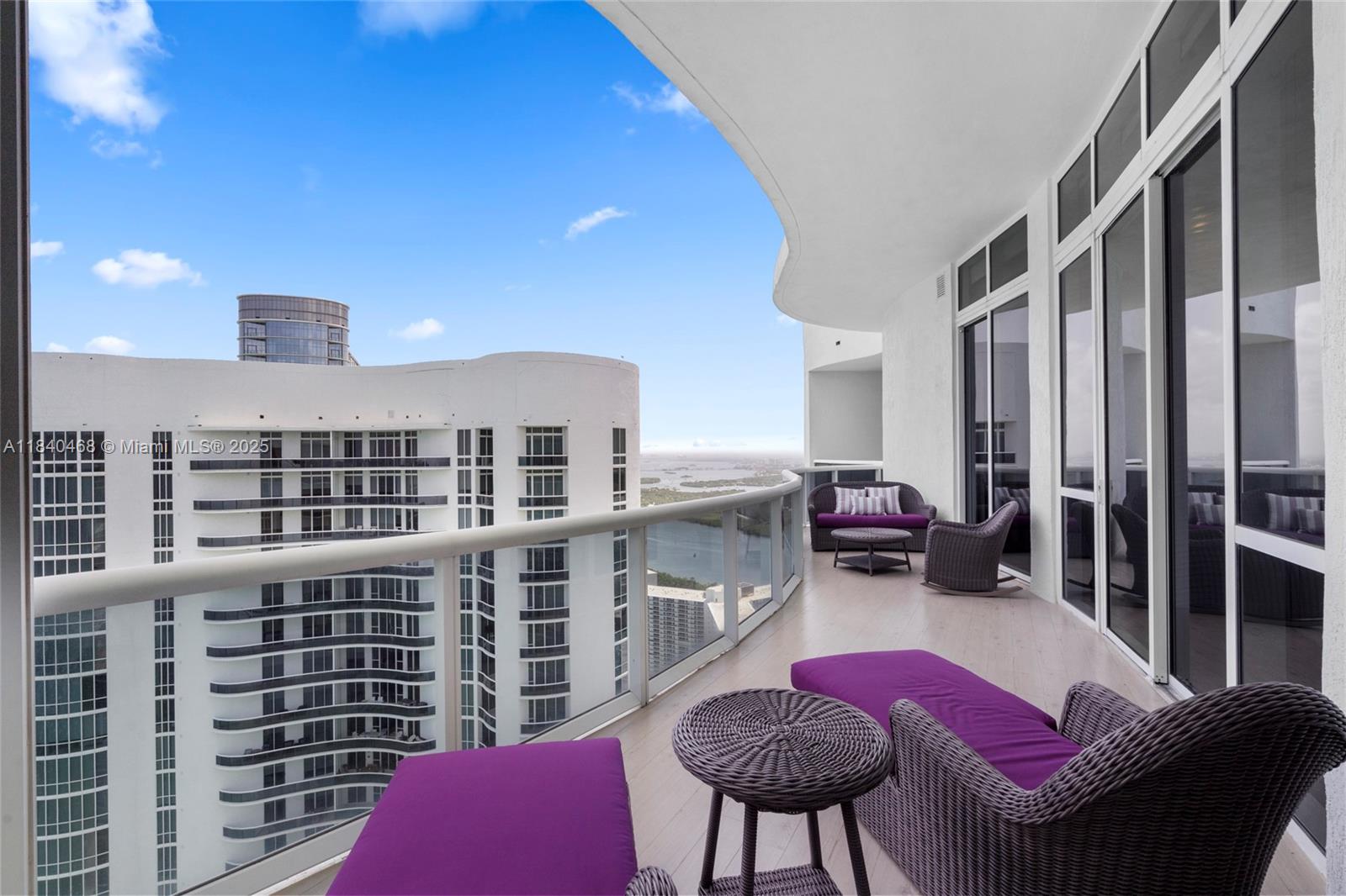 TDR TOWER I CONDO - Residential Lease