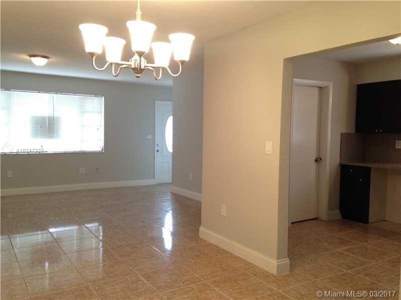 WESTON VILLAGE - Residential Lease