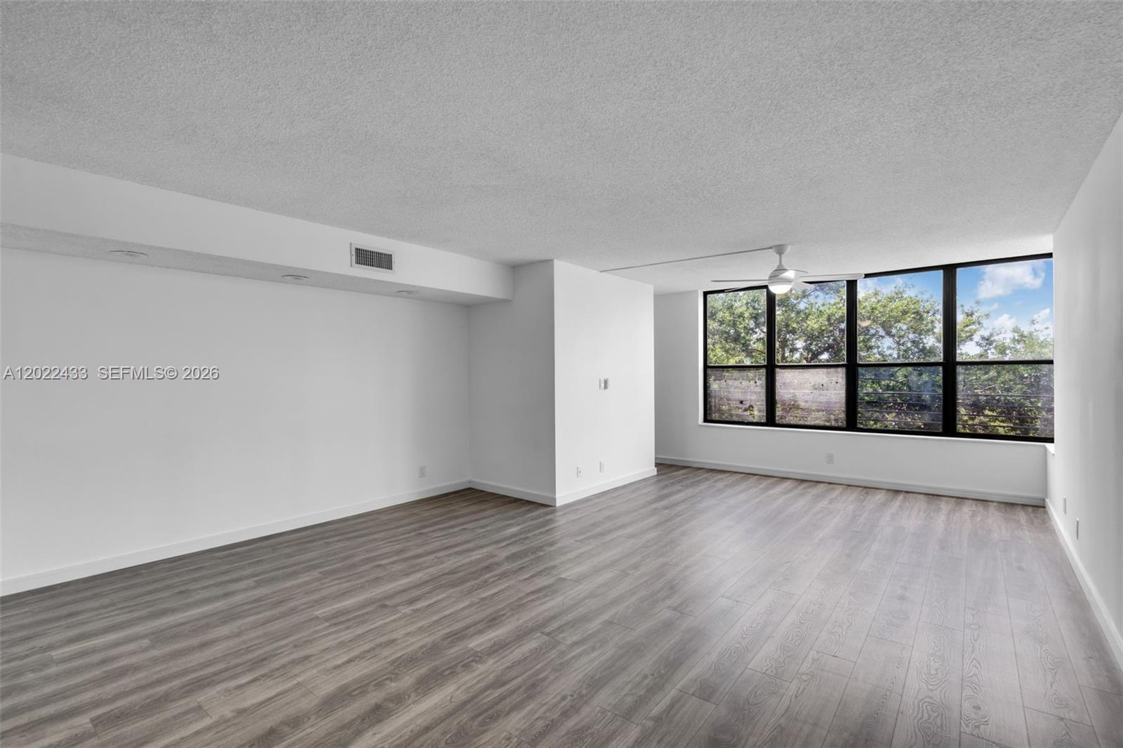 APPLEWOOD 2 - Residential