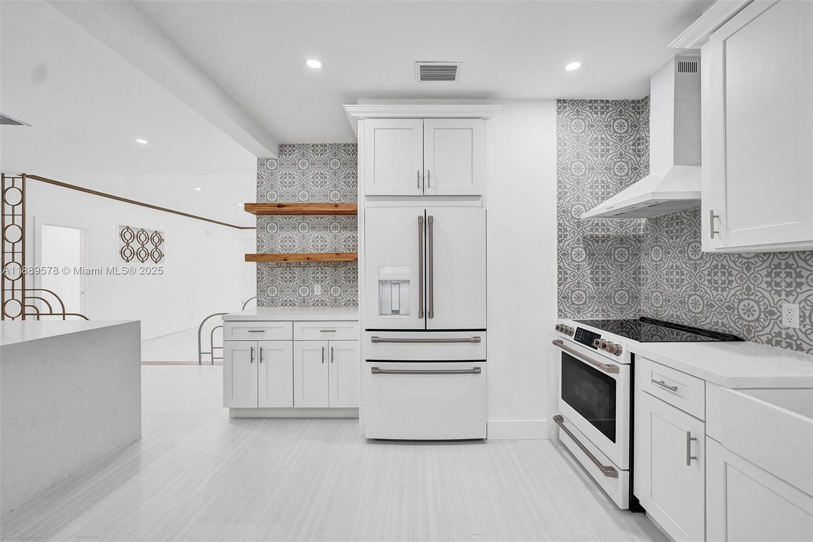 OCEAN BEACH ADDN NO 3 - Residential Lease