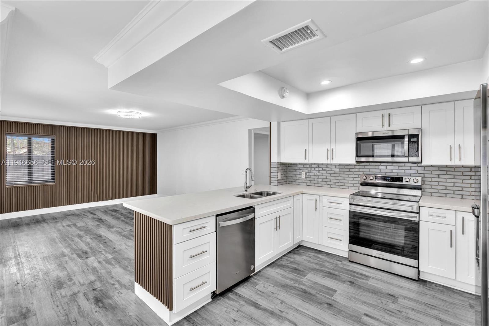 THE MOORS SEC 1 - Residential