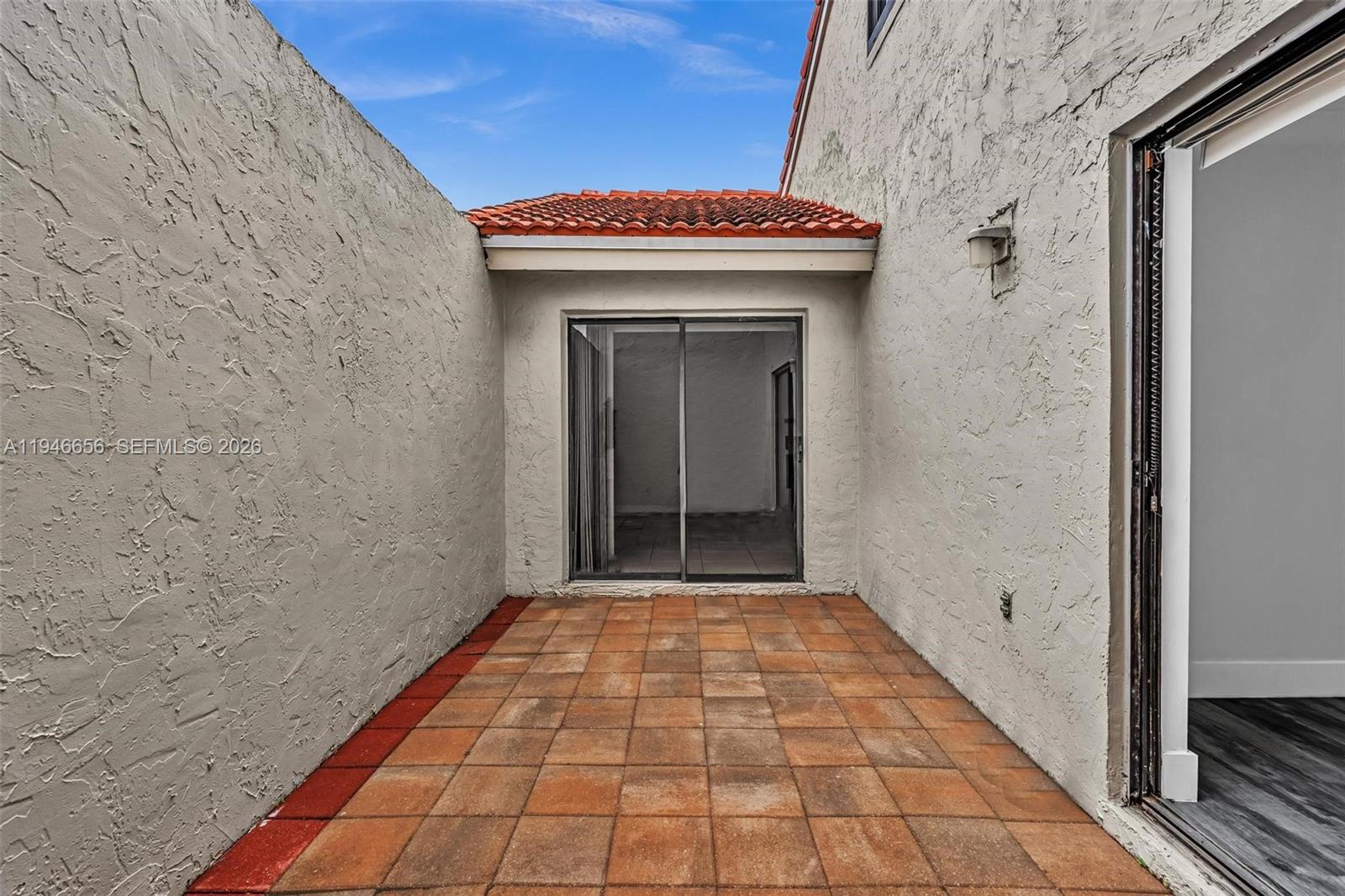 THE MOORS SEC 1 - Residential