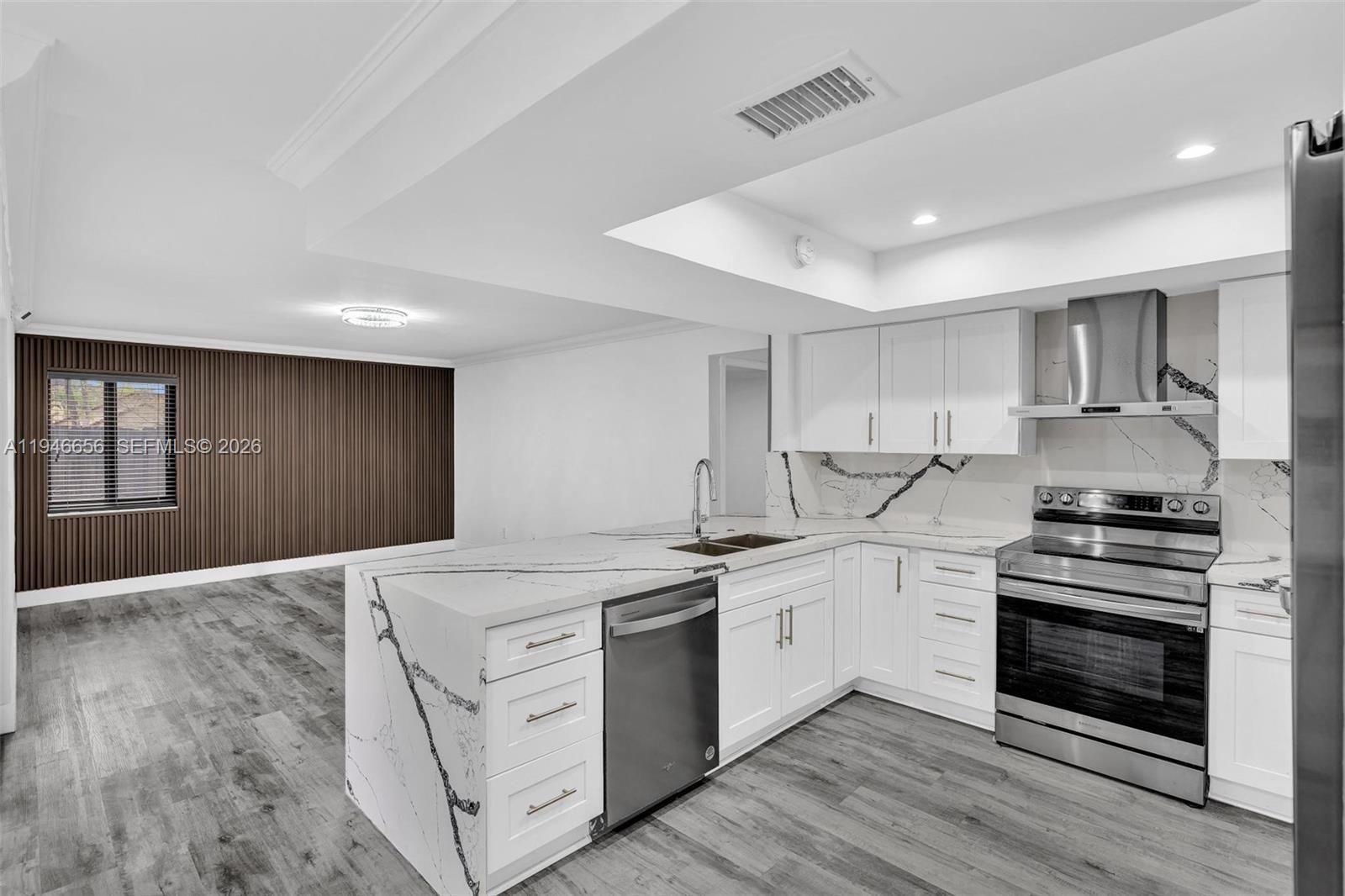 THE MOORS SEC 1 - Residential