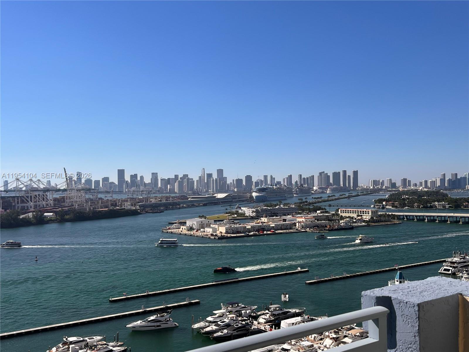 YACHT CLUB AT PORTOFINO C - Residential