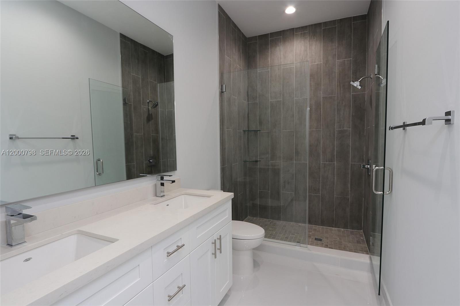 BILTMORE HGTS RED ROAD AD - Residential Lease