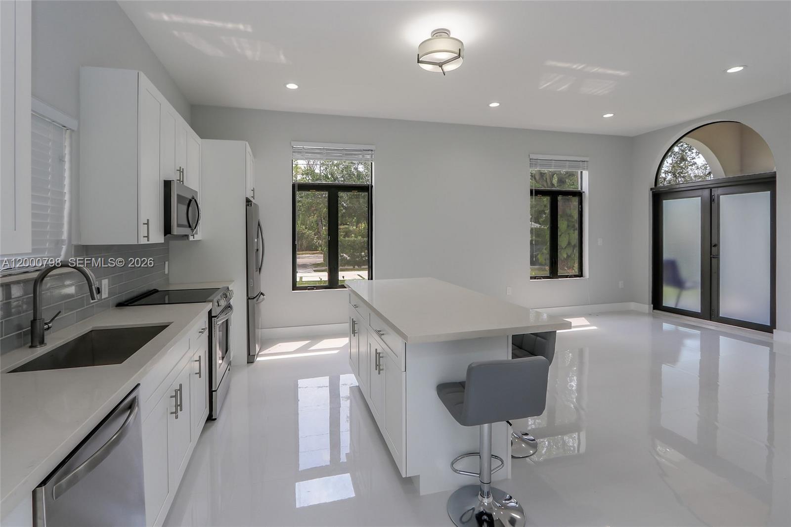 BILTMORE HGTS RED ROAD AD - Residential Lease