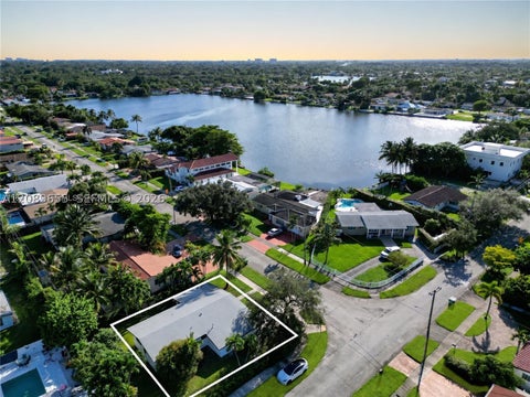 Photo of 21341 NE 25th Ct, Aventura, FL 33180 (MLS # A12089655)