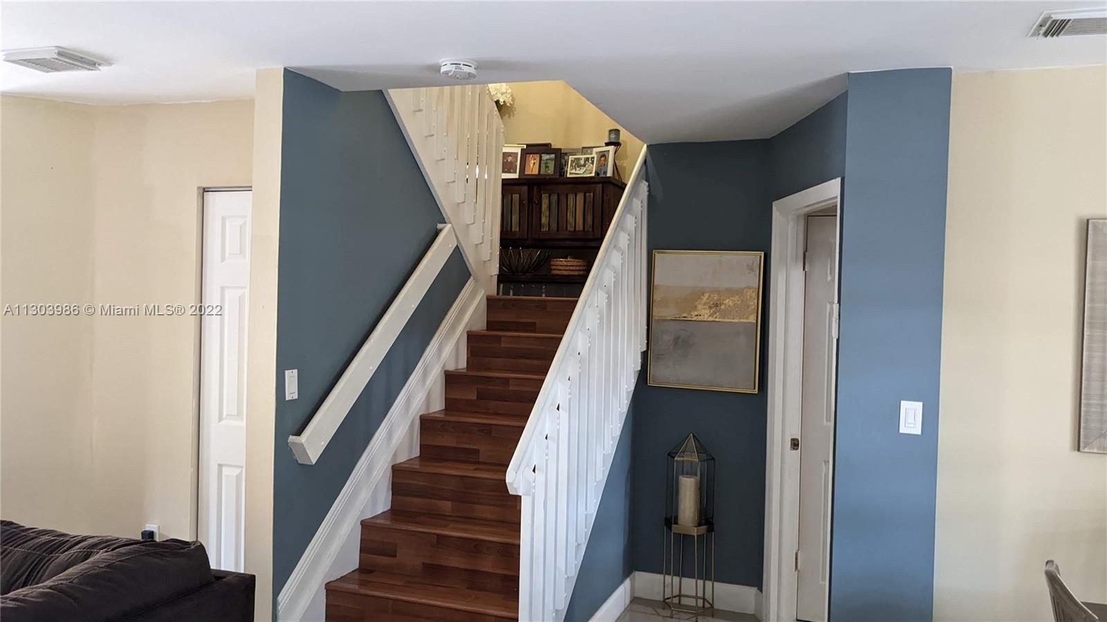 HEFTLERS LAGO MAR WEST - Residential Lease