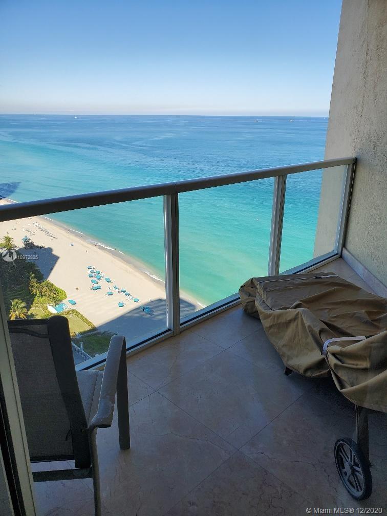 LA PERLA CONDO - Residential Lease