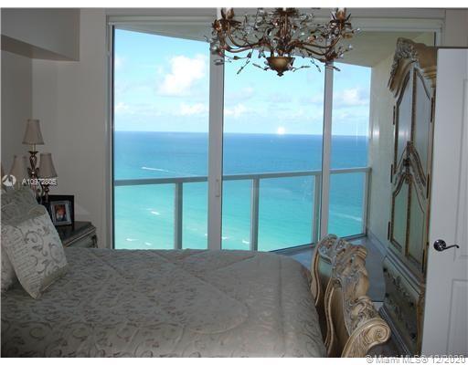 LA PERLA CONDO - Residential Lease