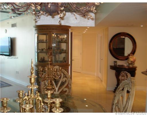 LA PERLA CONDO - Residential Lease