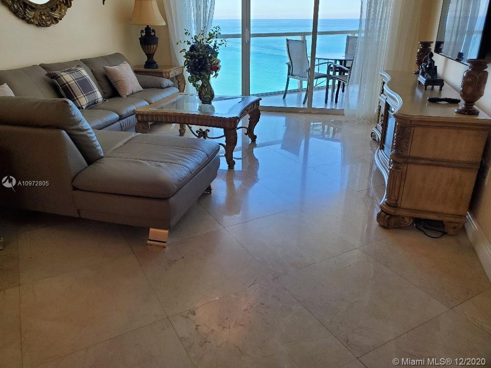 LA PERLA CONDO - Residential Lease