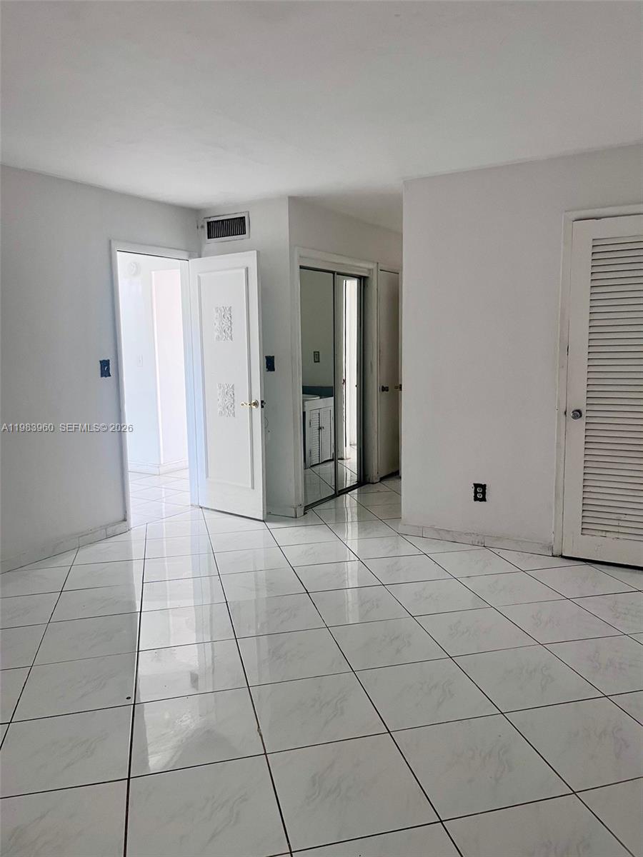 SECOND HORIZONS CONDO - Residential