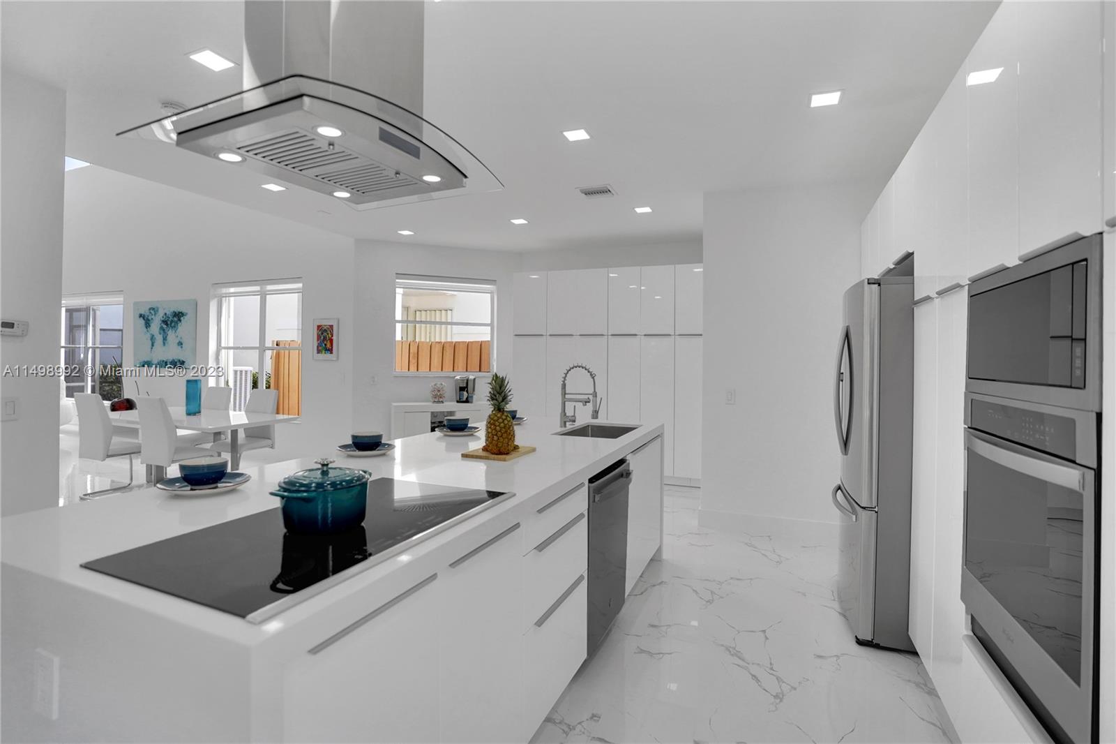 BANYANS OF ARVIDA COUNTRY - Residential Lease
