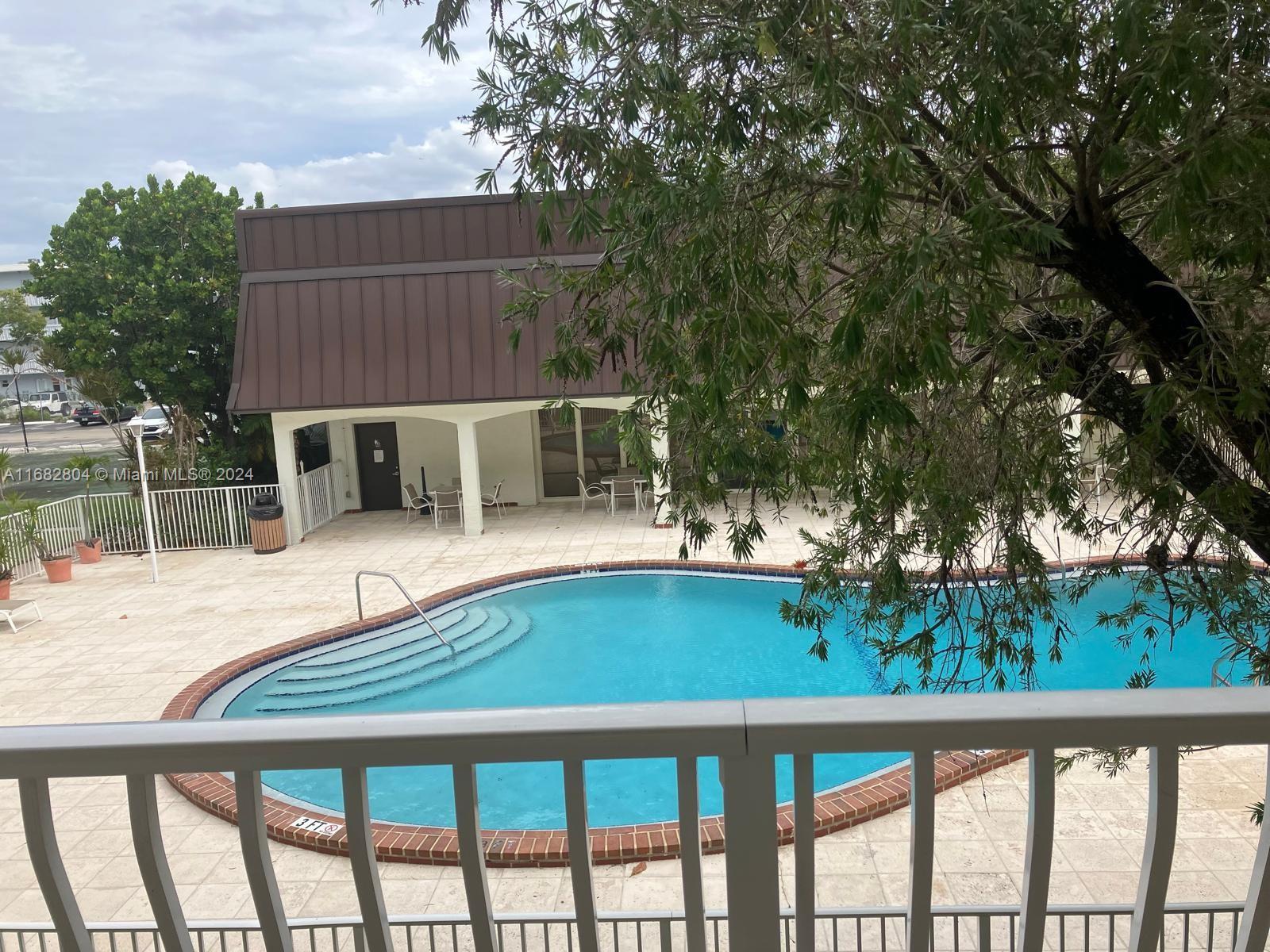 PALM VILLAGE CLUB CONDO - Residential