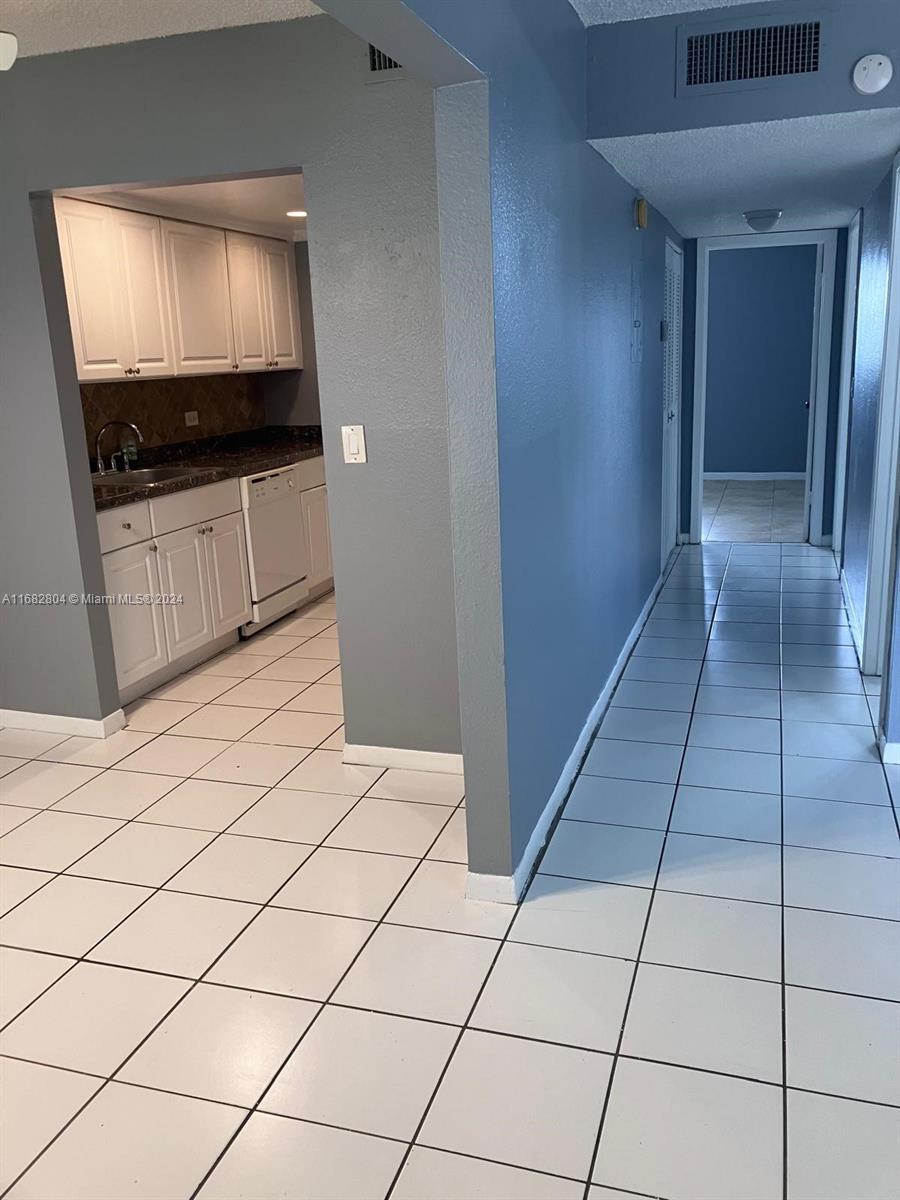 PALM VILLAGE CLUB CONDO - Residential