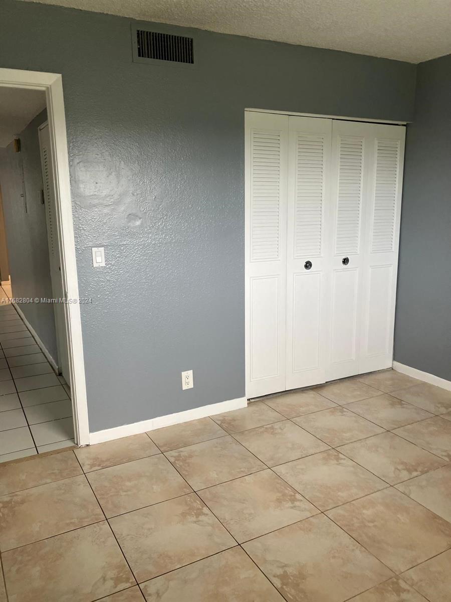 PALM VILLAGE CLUB CONDO - Residential