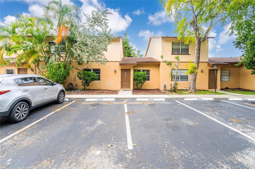 Photo of 7045 W Sunrise Blvd #7045, Plantation, FL 33313 (MLS # A12011895)