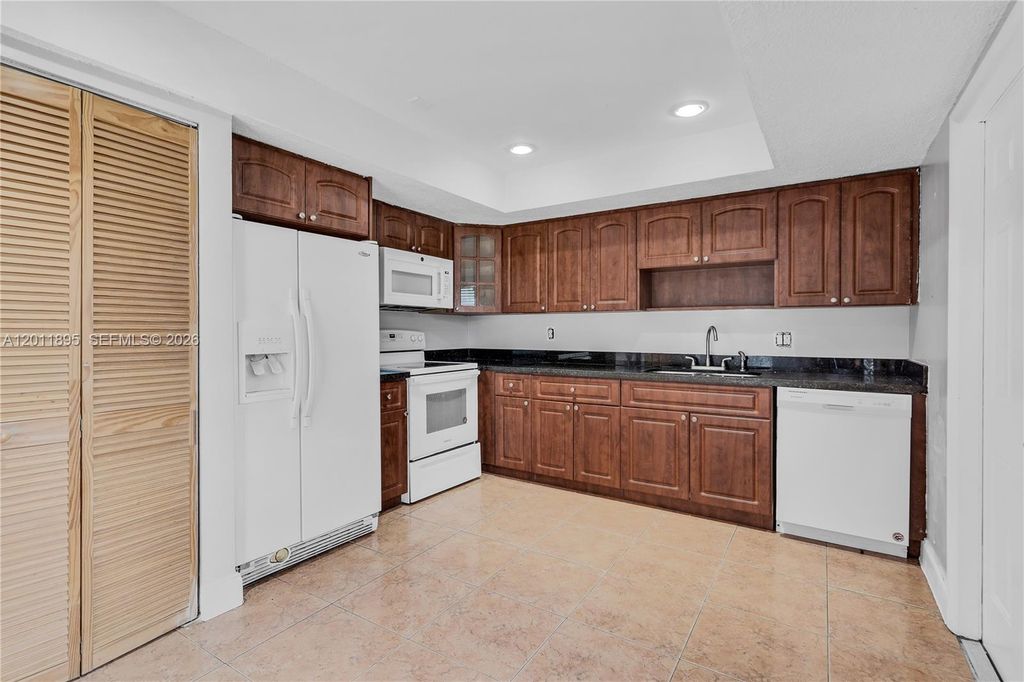 Photo of 7045 W Sunrise Blvd #7045, Plantation, FL 33313 (MLS # A12011895)