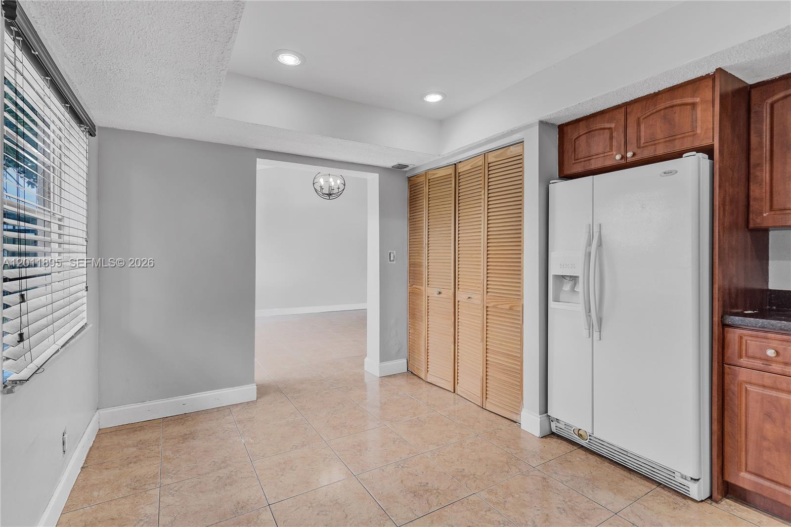 APPLE CREEK - Residential