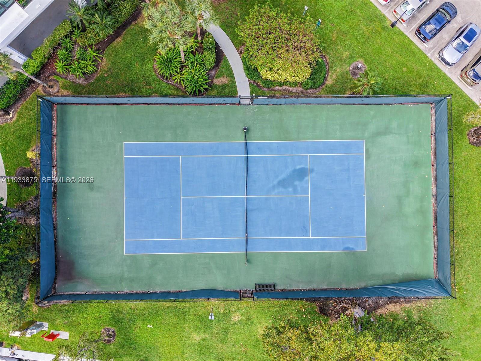 OLYMPUS CONDO PHASE - Residential