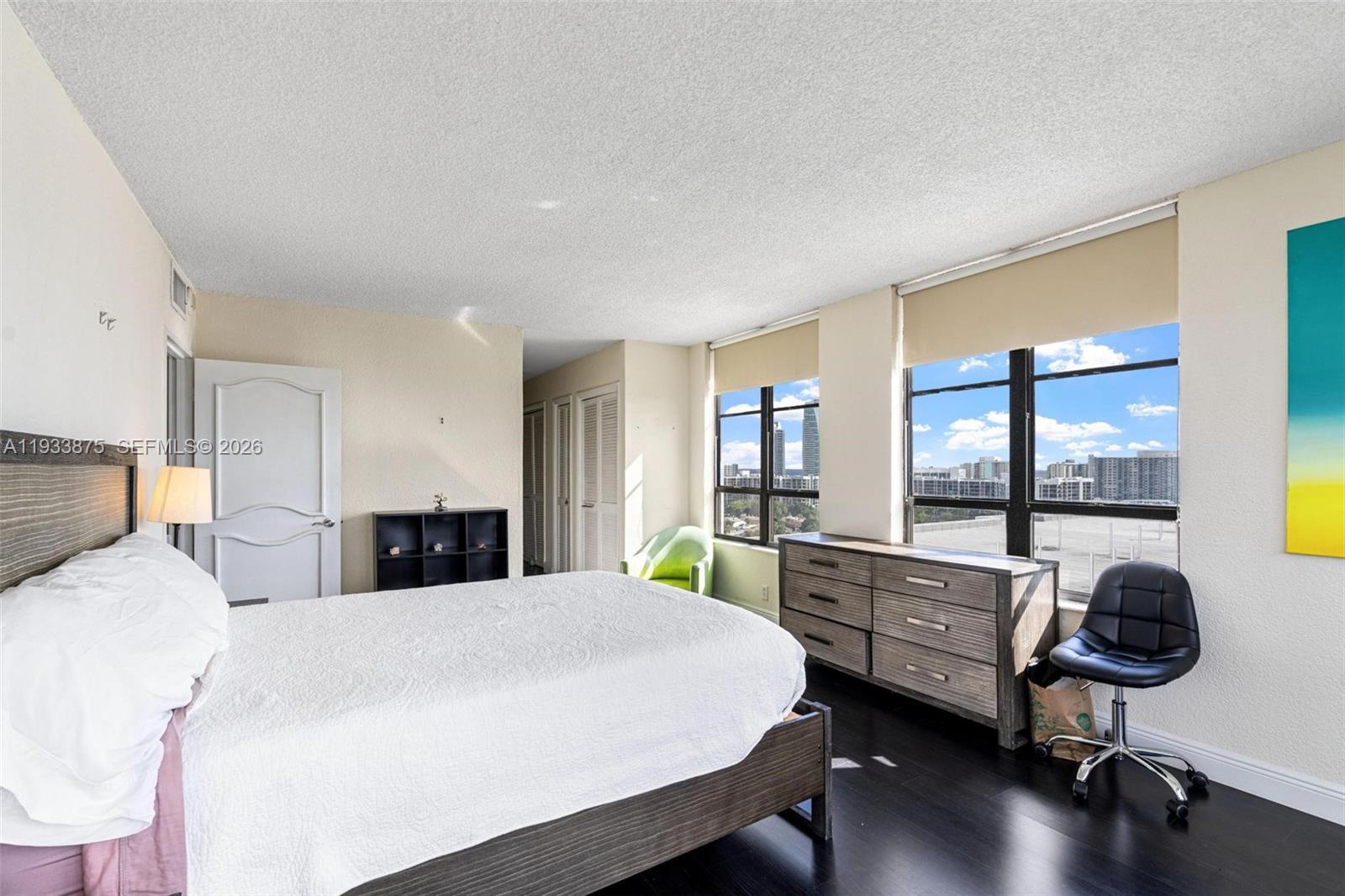 OLYMPUS CONDO PHASE - Residential