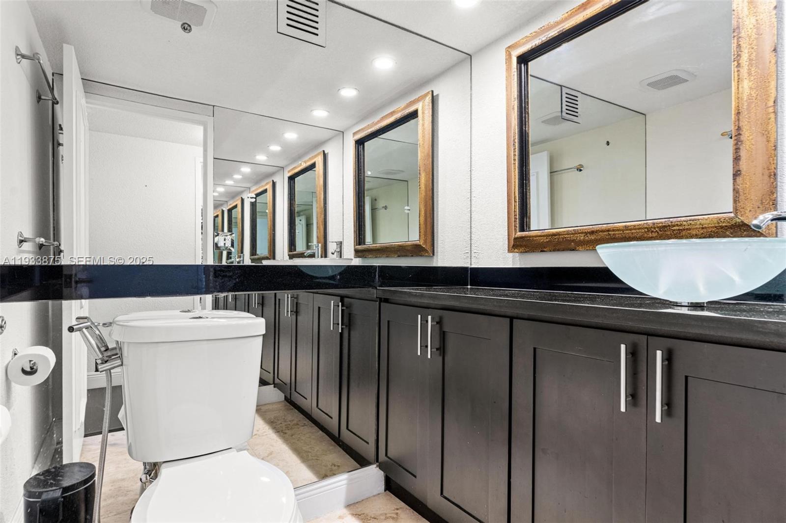 OLYMPUS CONDO PHASE - Residential